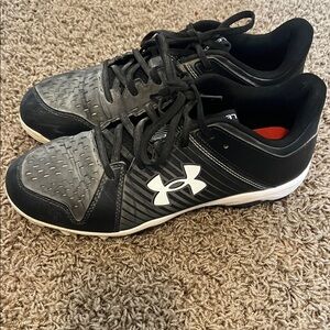 Under Armour Black and Gray Training Sneakers